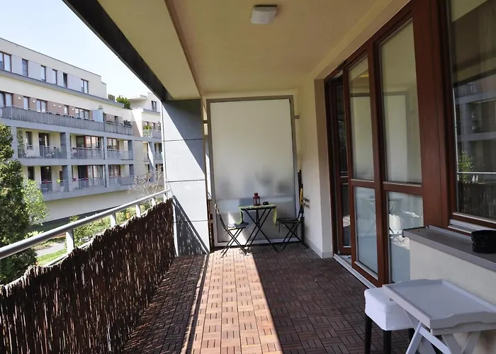 Prudentia Wilanow * ワルシャワ