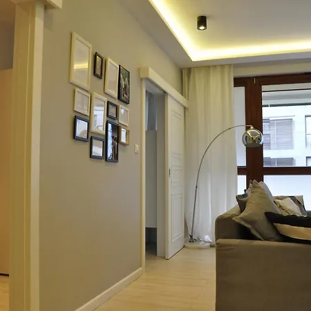 Prudentia Wilanow Apartment