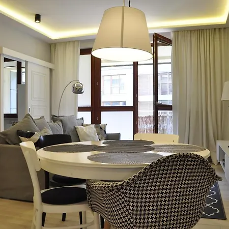 Prudentia Wilanów Apartamento Varsovia